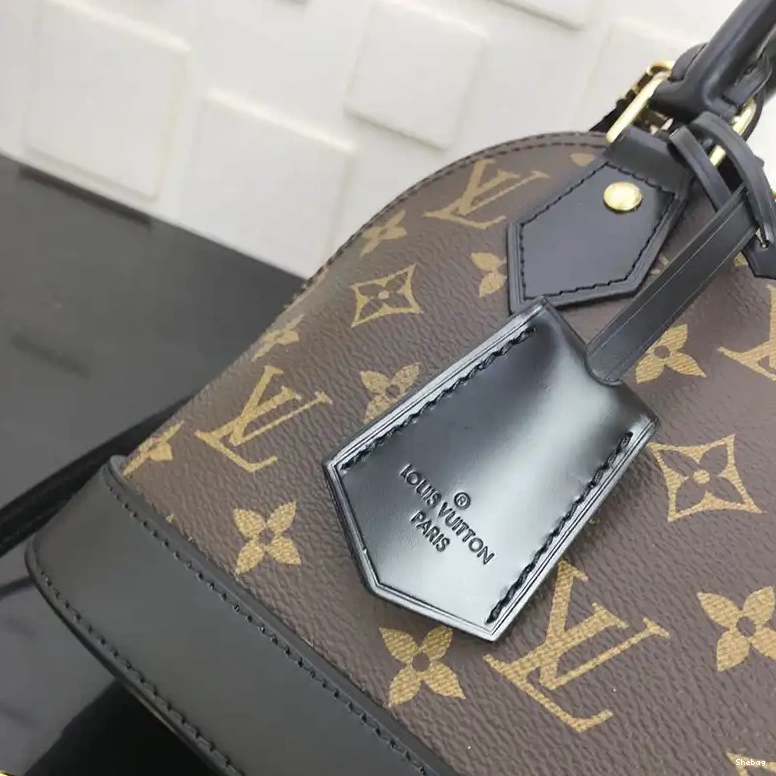 LV Bags 208B570113 0808